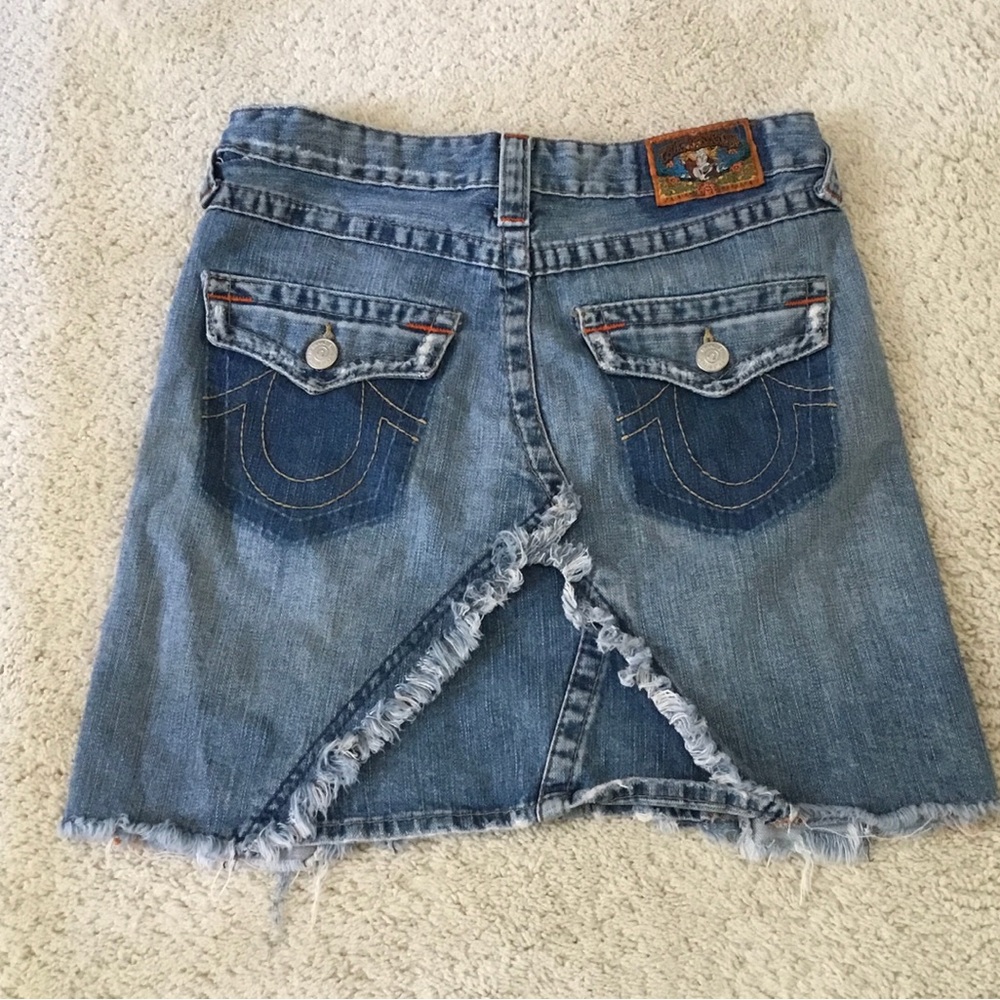 True Religion Distressed Jean Denim Mini Skirt with Frayed Hem 29 Retro